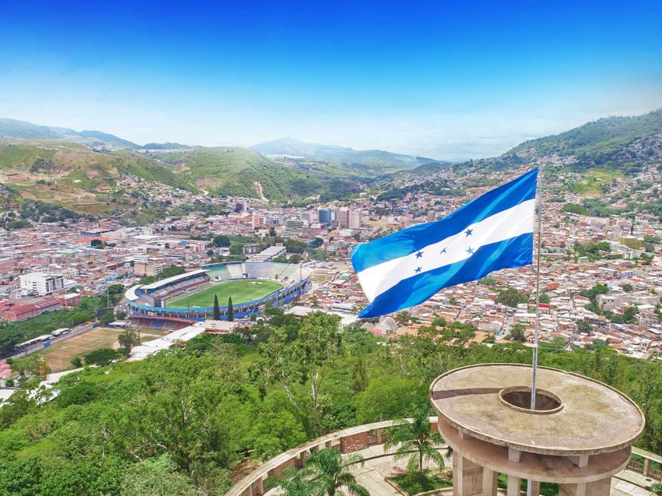 Construyendo tu presencia en línea en Honduras: Razones para invertir en el diseño de tu página web