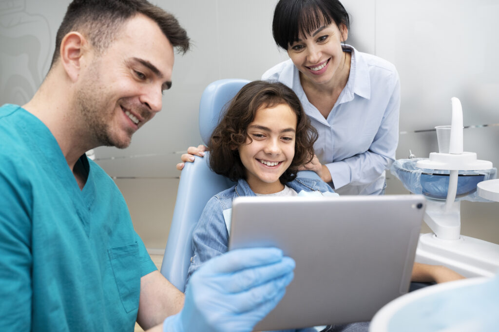 Cómo una clínica dental puede atraer más pacientes con una presencia digital estratégica 1 presencia digital clínica dental.